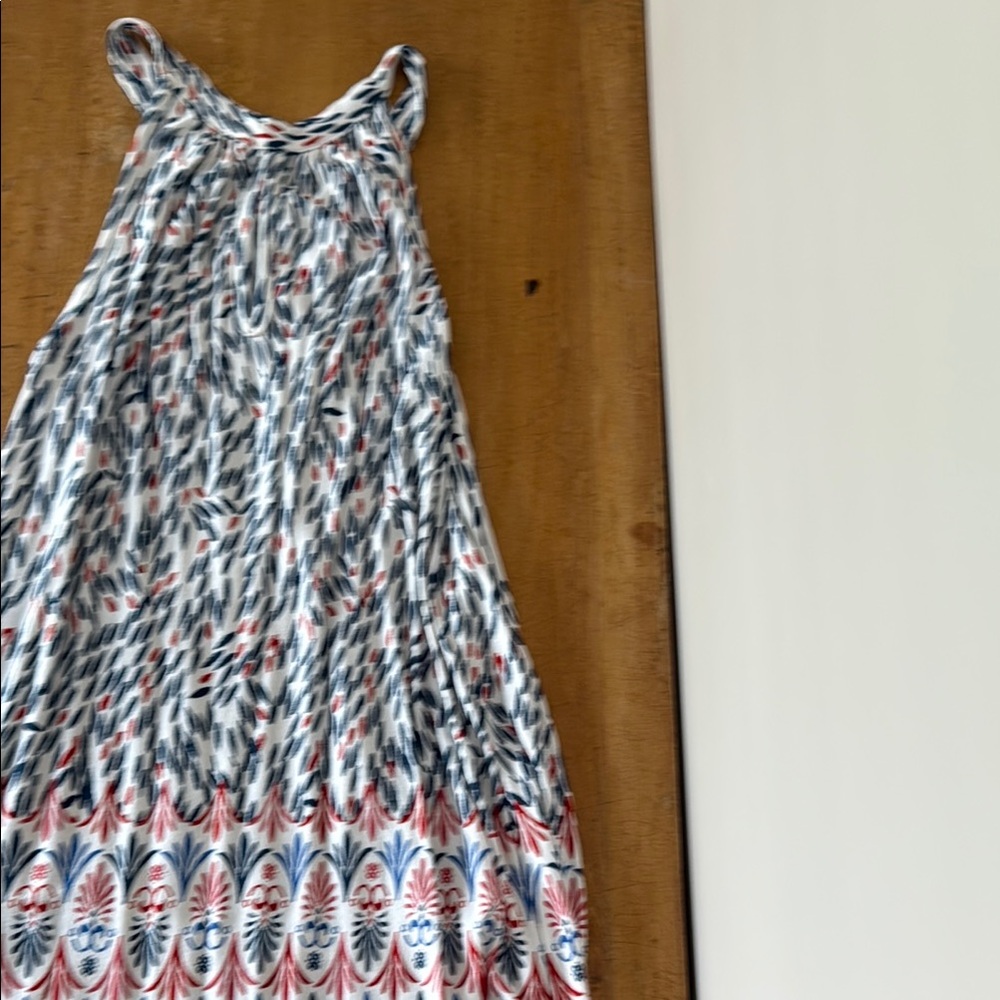 Sleeveless Patterned summer top